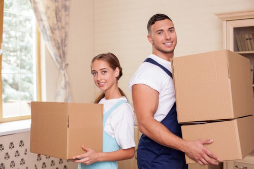 Organised room-by-room packing boxes in Westbrompton